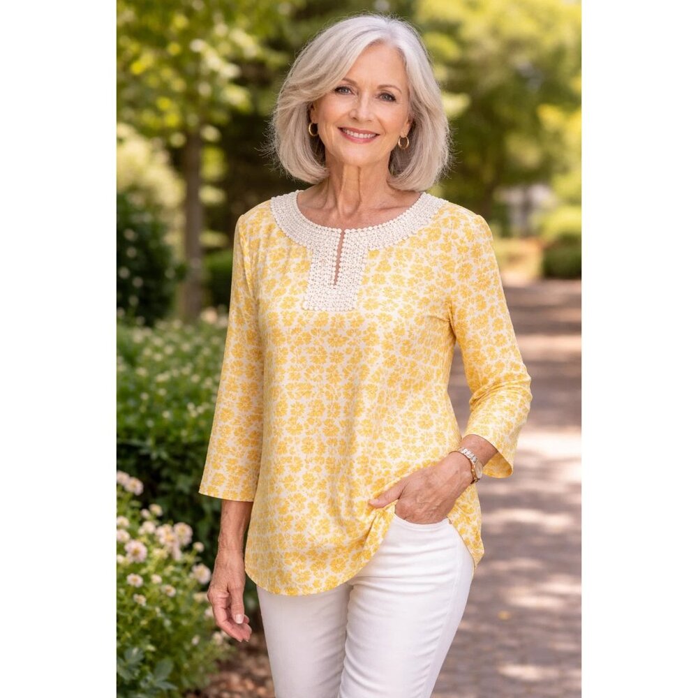 Ellen Tracy Women's Yellow & White Beaded Neck Blouse - Size S